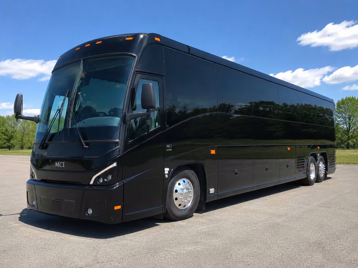 airport shuttle transportation between roseville and sacramento international airport